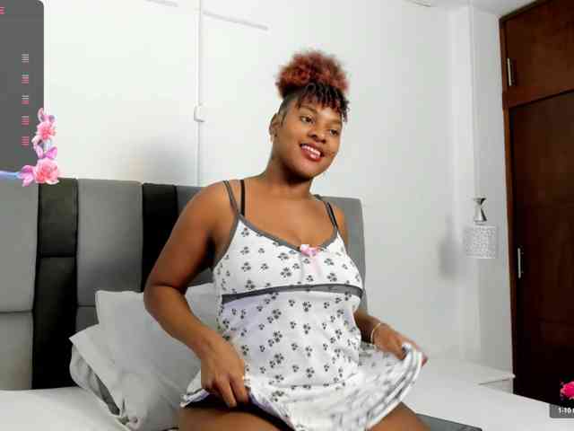 Scarlet-Estelle