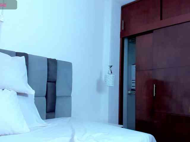 Scarlet-Estelle webcam