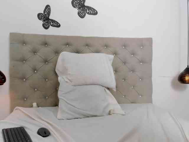 Scarlet-Estelle webcam