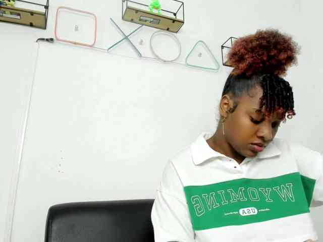 Scarlet-Estelle webcam