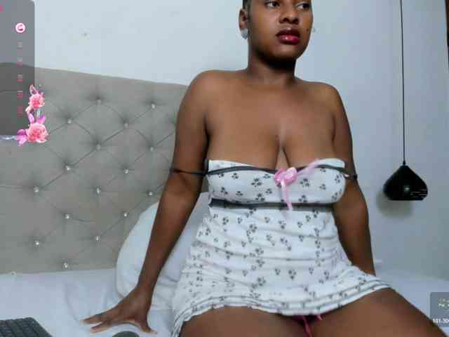 Scarlet-Estelle