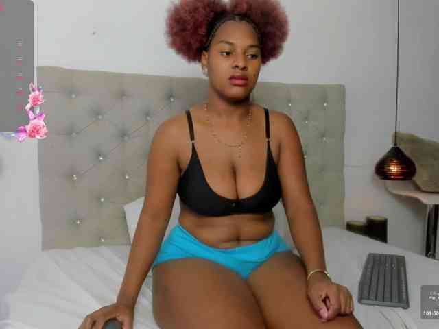 Scarlet-Estelle