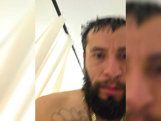 Grimpapi444, 31 y/o - Live Cam on BongaCams