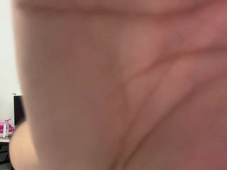 EllieAllTheWay
