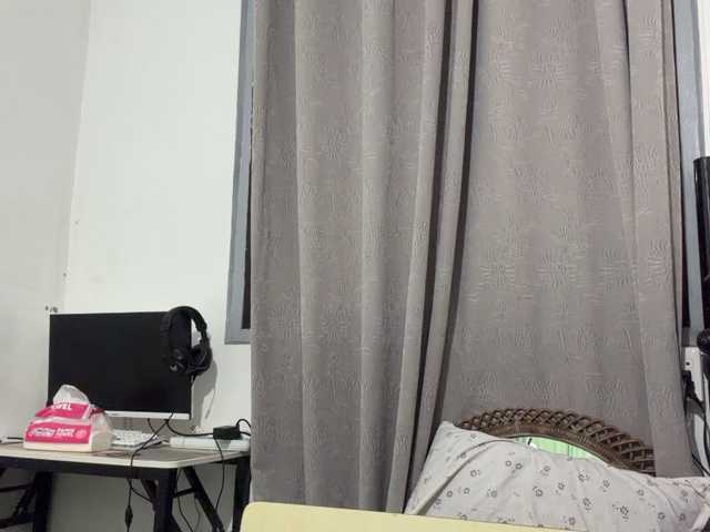 EdrisDimeglio live cam on BongaCams