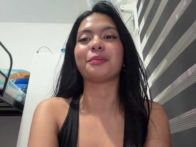 EdrisDimeglio live cam on BongaCams