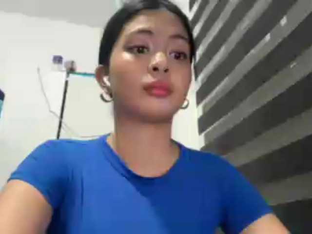 EdrisDimeglio live cam on BongaCams