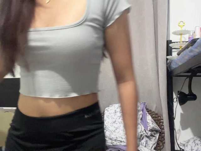 EdrisDimeglio live cam on BongaCams