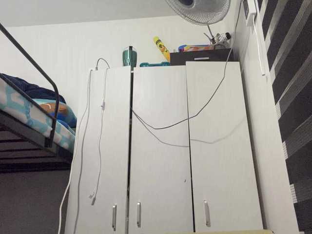EdrisDimeglio live cam on BongaCams