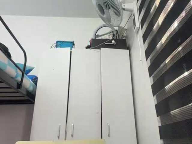 EdrisDimeglio live webcam show