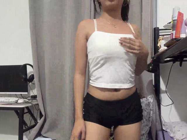 EdrisDimeglio live cam on BongaCams