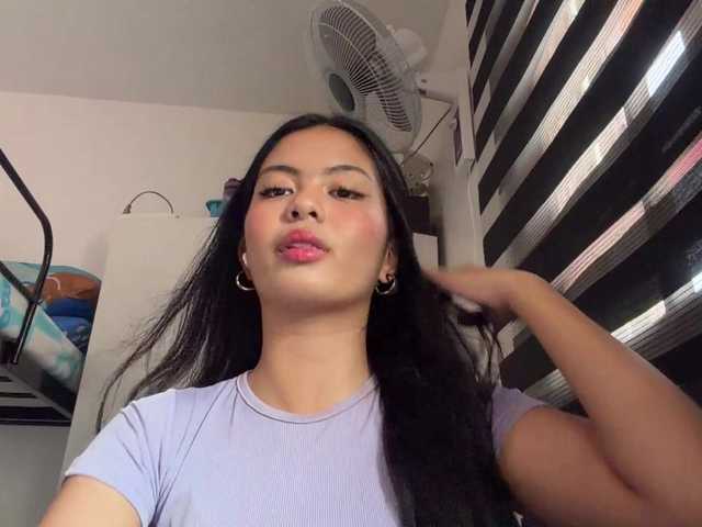 EdrisDimeglio live cam on BongaCams