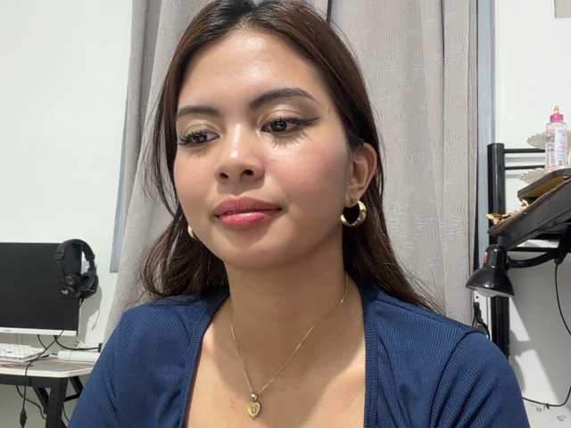 EdrisDimeglio live cam on BongaCams