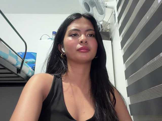 EdrisDimeglio live cam on BongaCams