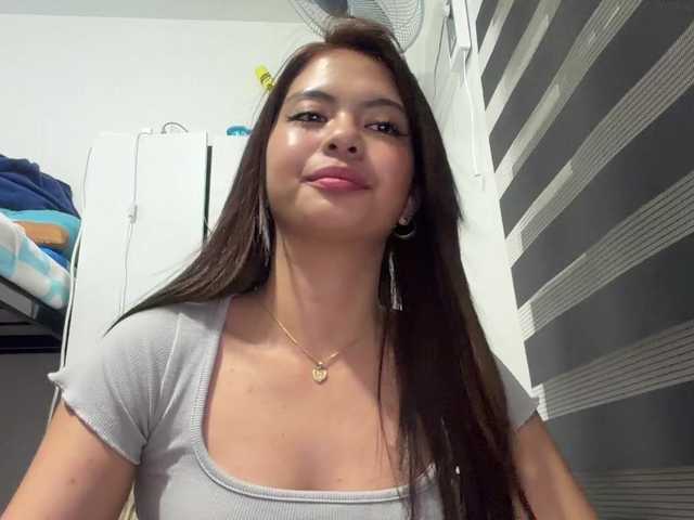 EdrisDimeglio live cam on BongaCams