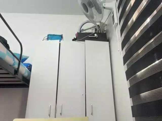 EdrisDimeglio live webcam show
