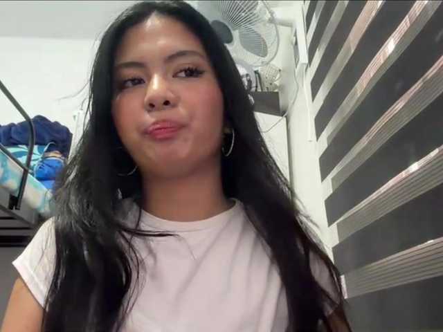 EdrisDimeglio live cam on BongaCams