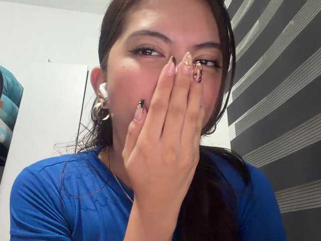 EdrisDimeglio live cam on BongaCams