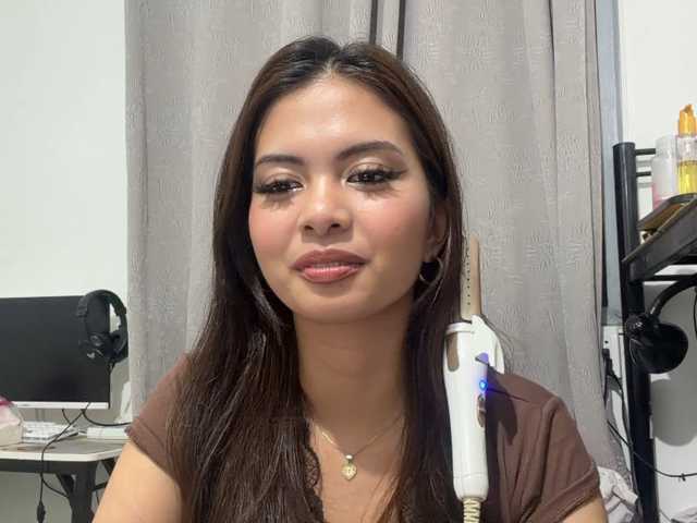 EdrisDimeglio live cam on BongaCams