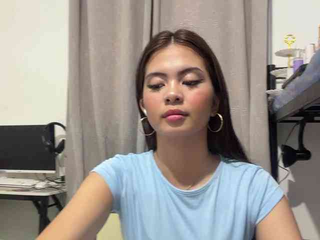 EllieAllTheWay webcam