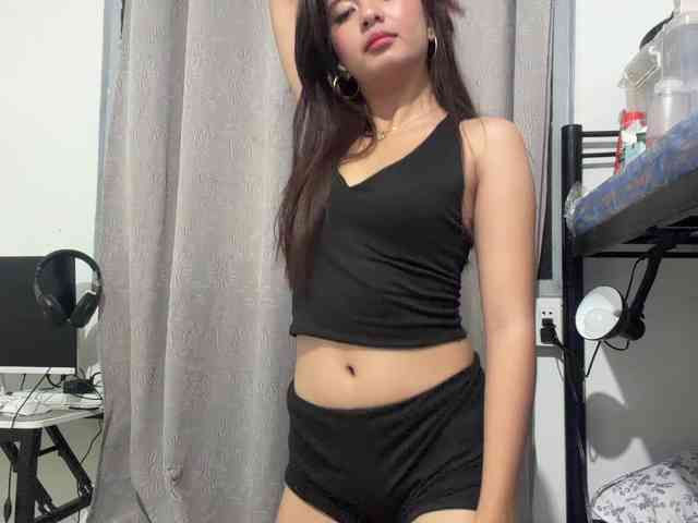 EllieAllTheWay webcam