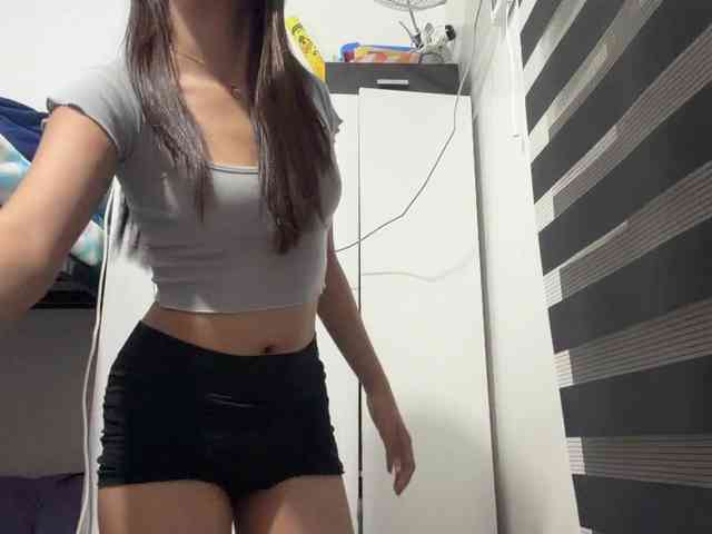 EdrisDimeglio Live Webcam on BongaCams