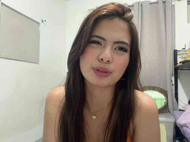 EllieAllTheWay webcam