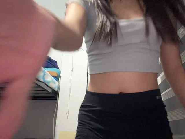 ClaraAllTheWay webcam