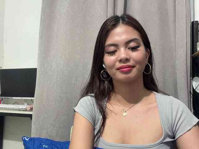 EllieAllTheWay webcam