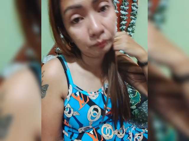 Rhainne live webcam show