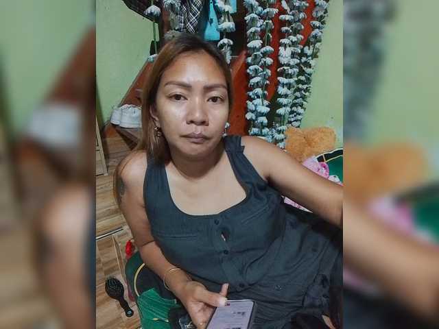 Rhainne live webcam show