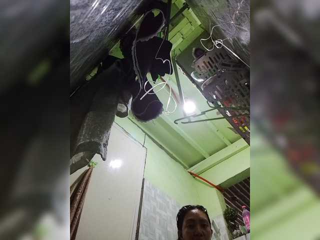 Rhainne live webcam show