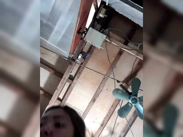 Rhainne live webcam show
