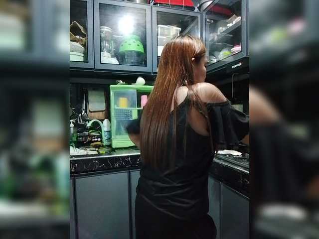 Rhainne live webcam show