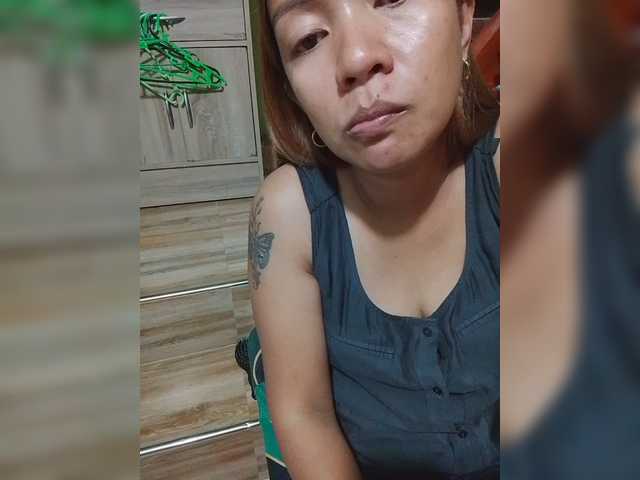 Rhainne live webcam show