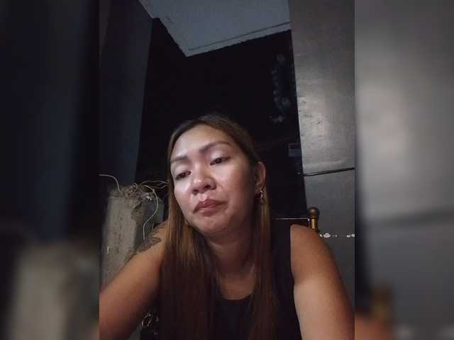 Rhainne live webcam show