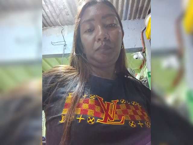 Rhainne live webcam show