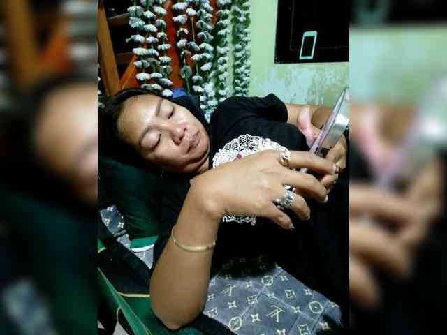 Rhainne webcam
