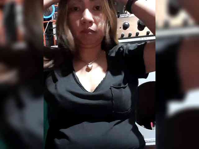 Rhainne Live Webcam on BongaCams