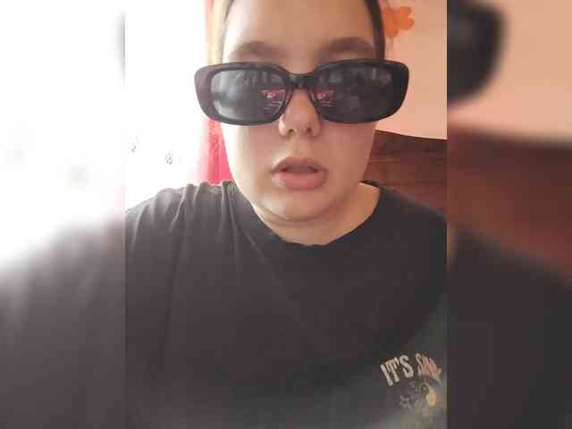 Mamaboss1 webcam