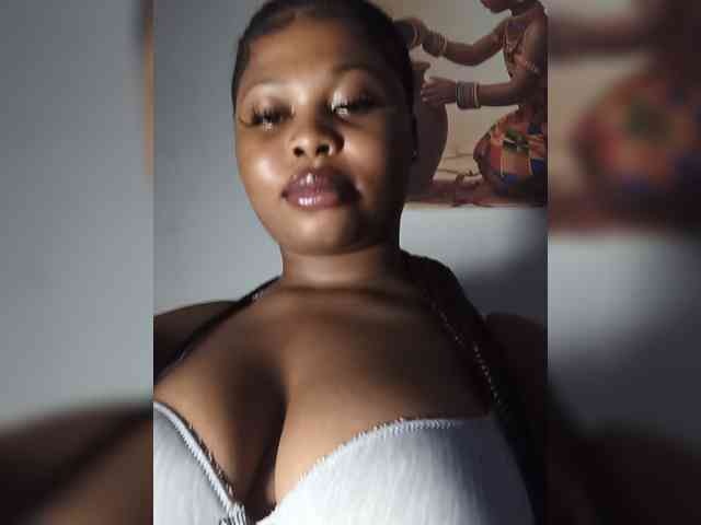 StellaLuxe webcam