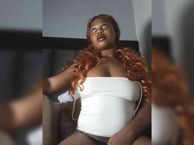 StellaLuxe Live Webcam on BongaCams