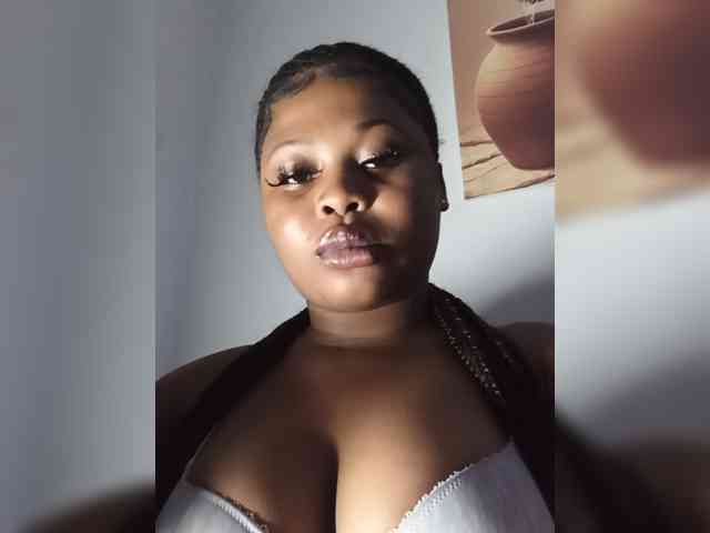 StellaLuxe webcam