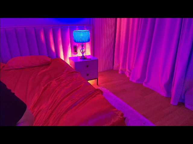 DarwinandLilu live webcam show