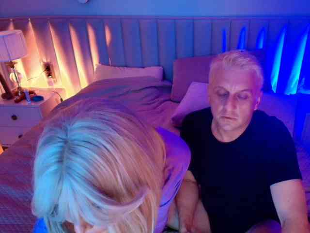 DarwinandLilu webcam