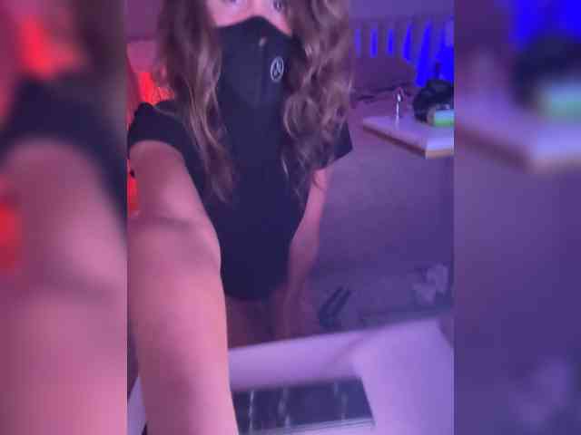 DarwinandLilu webcam