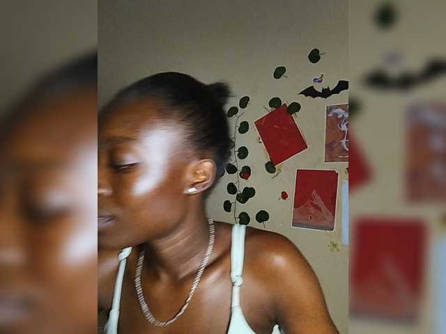 Nadama live cam on BongaCams