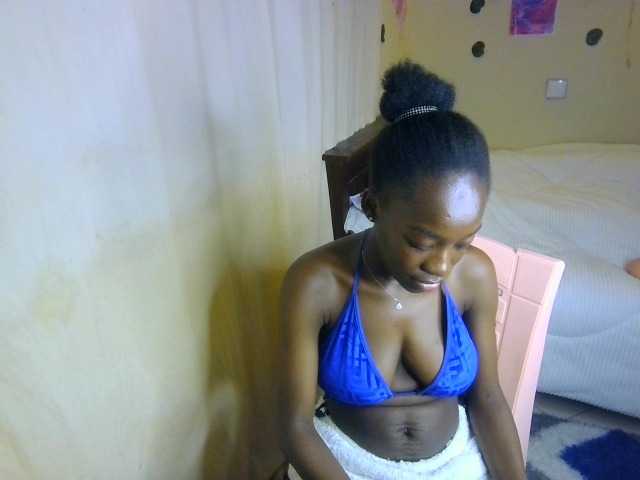 Nadama live cam on BongaCams