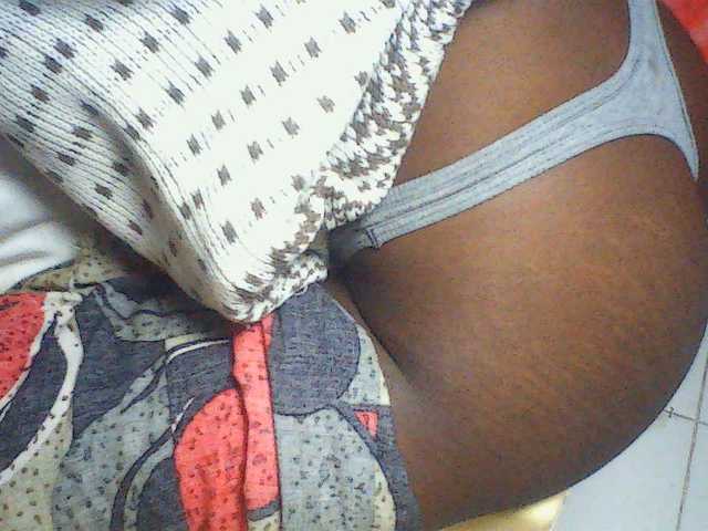 Nadama live cam on BongaCams