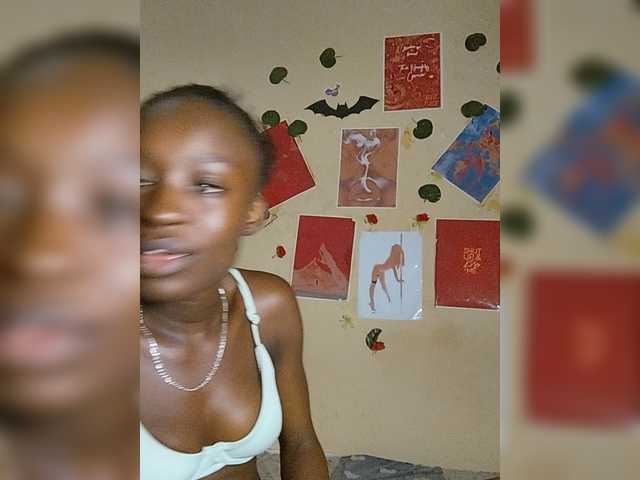 Nadama live cam on BongaCams